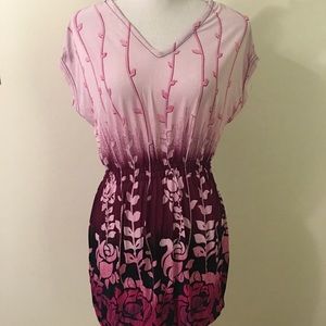 🌻 3/$20 NWT Floral v-neck dress-pink/maroon/black